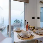 Matinas Sea House *
