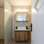 Lägenhet Matinas Sea House *